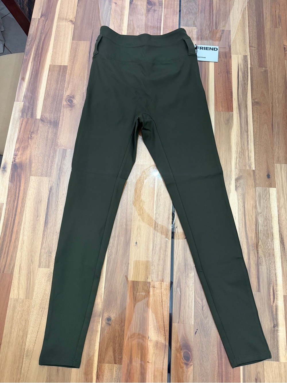 NWT Girlfriend Collective Sz M Compressive High-Rise Leggings Resin Green Loops